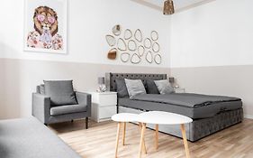 SchaeBu! 1 Ferienwohnung im Herzen von Cottbus